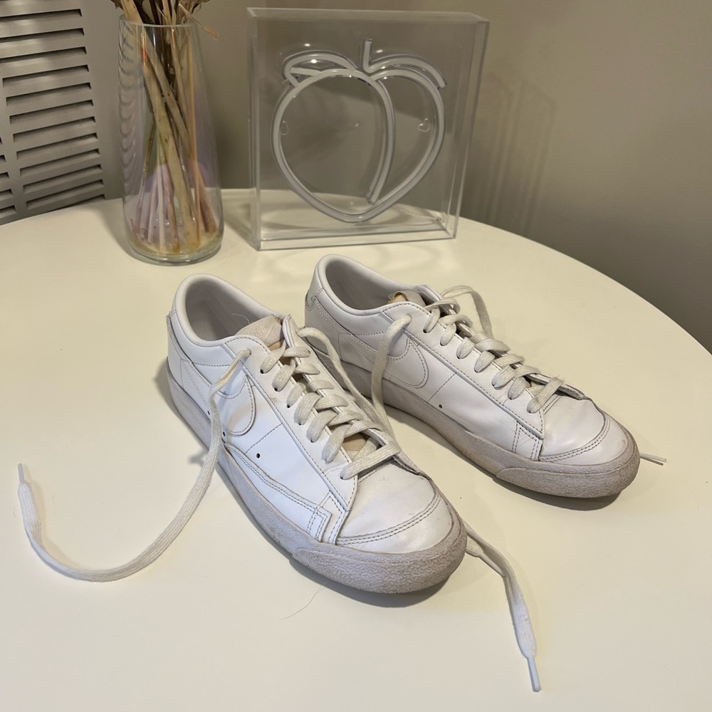 Nike Blazer Low White - Women’s
